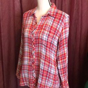 Women’s Gap Plaid Long Sleeve Shirt